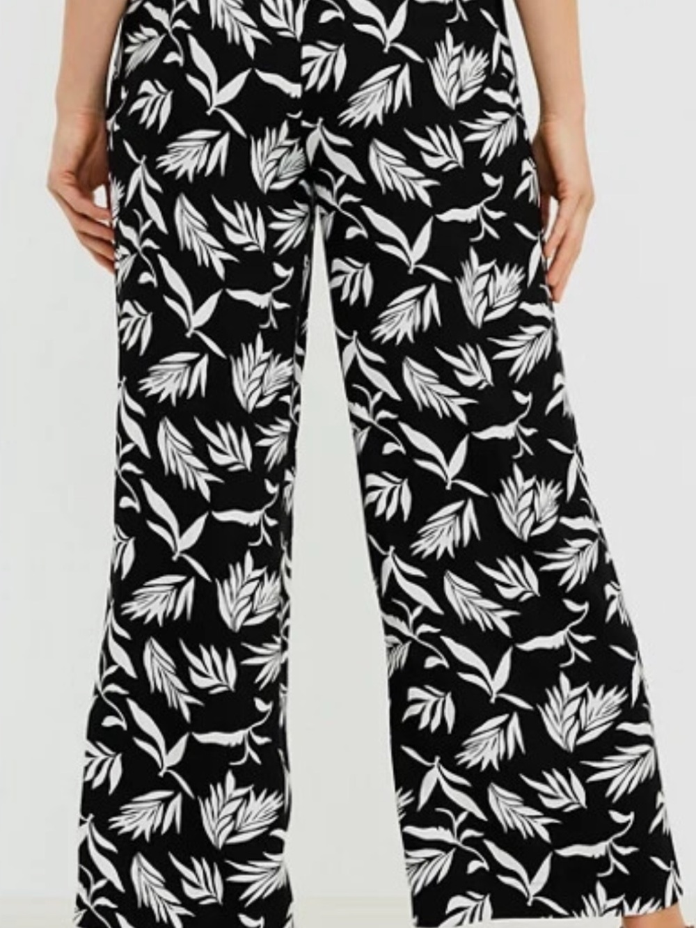 LOFT Black and White Leaf-Print Wide-Leg Pants